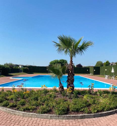 Sosien Apartments — 4-Star Luxury Hotel in Desenzano Del Garda, Italy