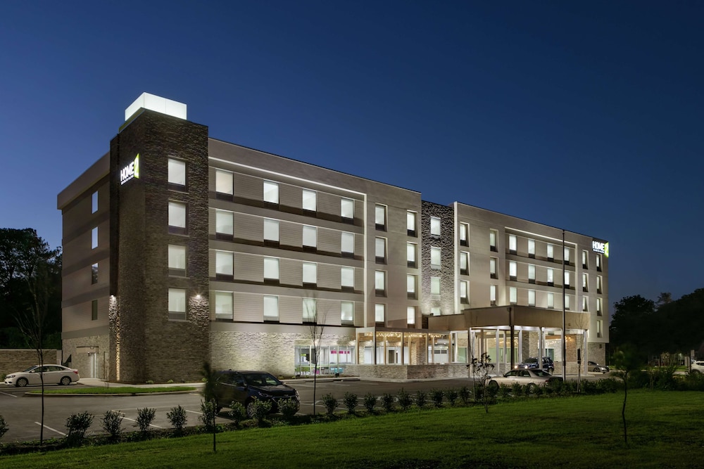 Home2 Suites by Hilton Norfolk Airport - photo 43