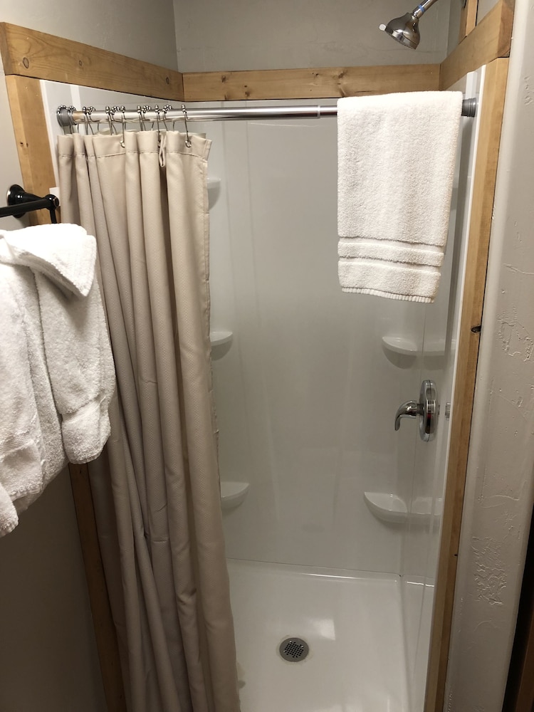 The Historic Madison Hotel Motel - photo 82