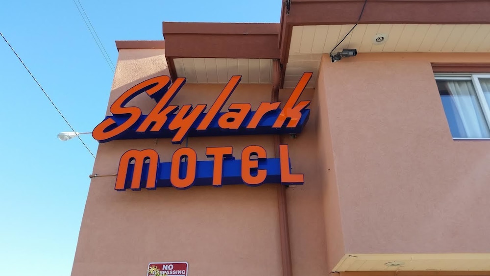 Skylark Motel - last minute hotel in Chicago