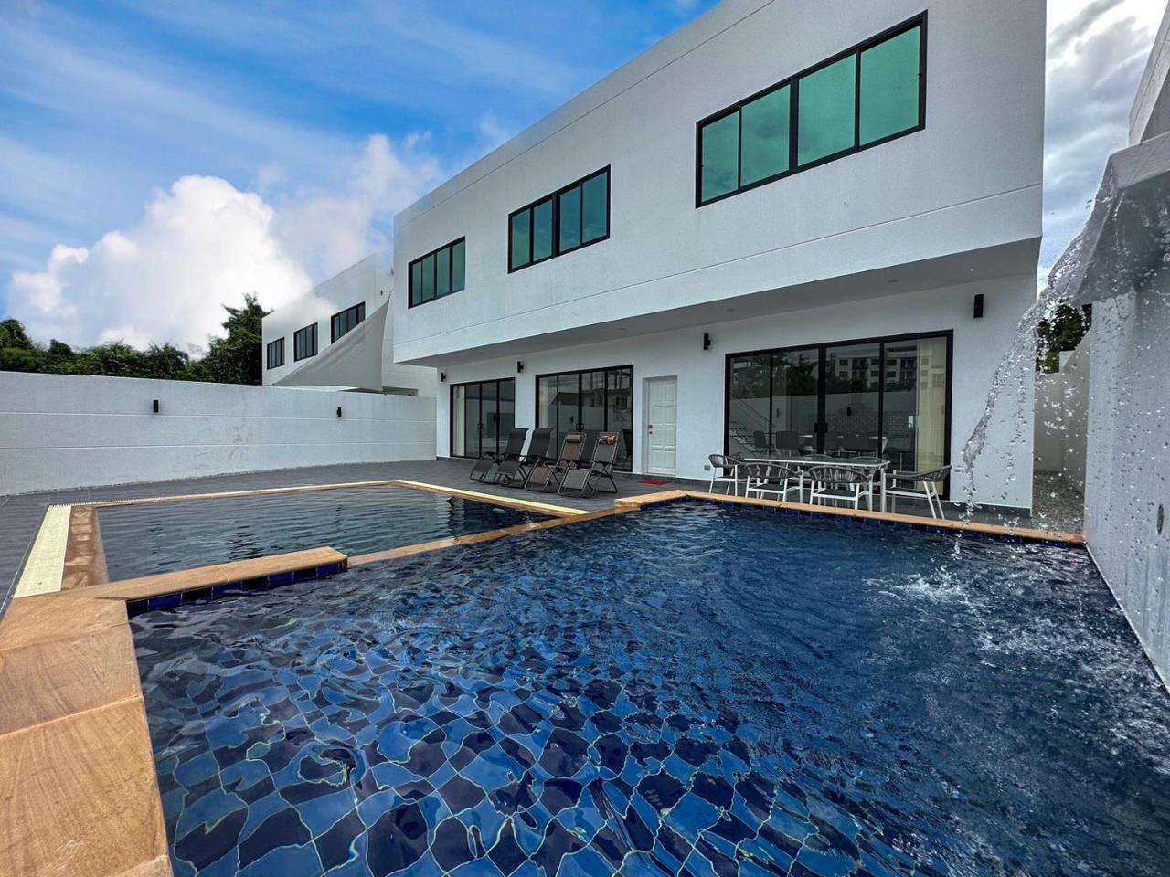 Pattaya Pool Villa 428 Nearby Walking Street — 4-Star Luxury Hotel in Pattaya, Thailand