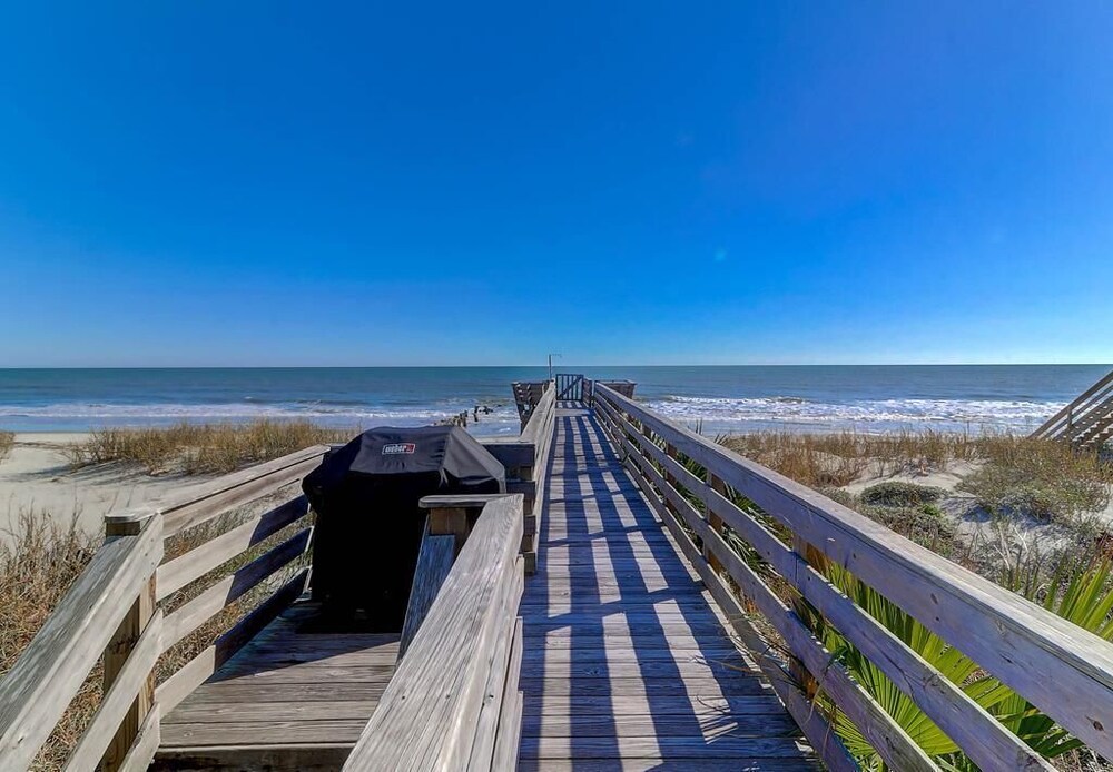 1619 E Ashley Namastay Oceanfront 4 Bedrooms - photo 40