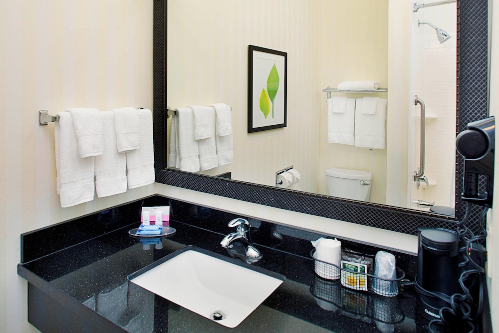 Fairfield Inn & Suites Jonesboro - photo 7