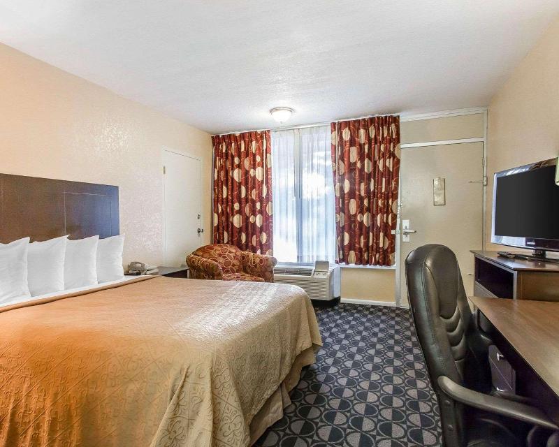 Quality Inn Ada Near University - photo 42