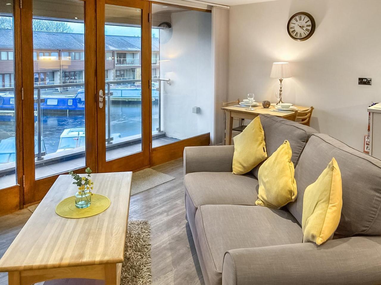 Marina Haven - carbon neutral hotel in Carnforth