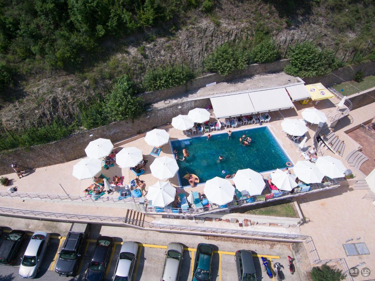 Nymfes Hotel — Loutraki — photo 2