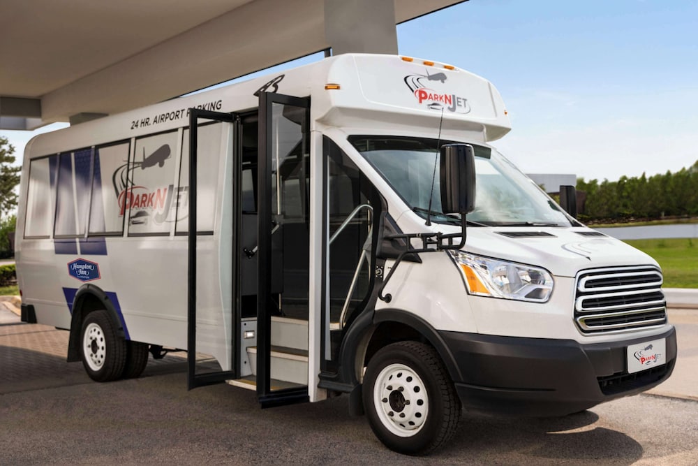 Hampton Inn Chicago O'Hare International Airport - photo 2