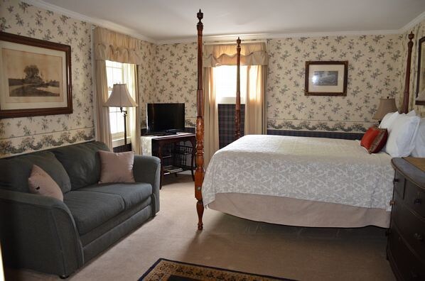 Thornewood Inn & Restaurant - photo 19
