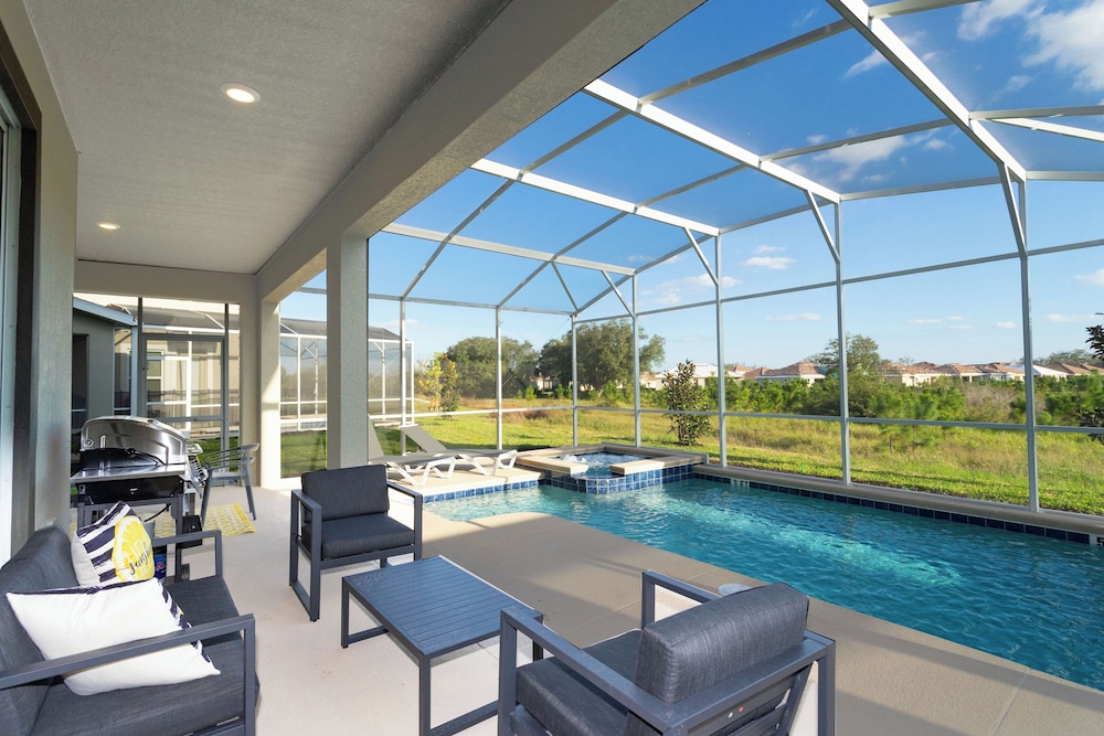 Gorgeous 6 Bd SF Close to Disney w Pool Champions Gate Resort 712 - photo 52