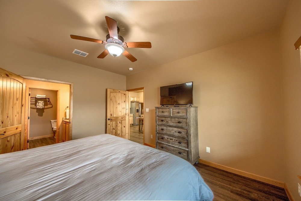 Old Mills Resort OM A10 2 Bedroom Condo by Redawning - photo 5