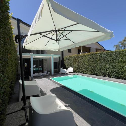 Villa Lodo — 4-Star Luxury Hotel in Sant'agata Di Militello, Italy