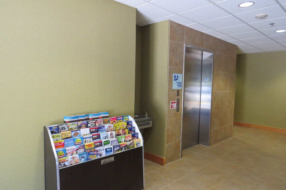 Holiday Inn Express Clermont by IHG - photo 28