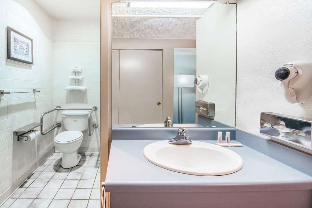 Republic Hotel of Ozona - photo 8