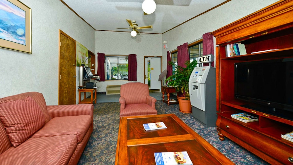 M Star Hotel Covington - photo 2