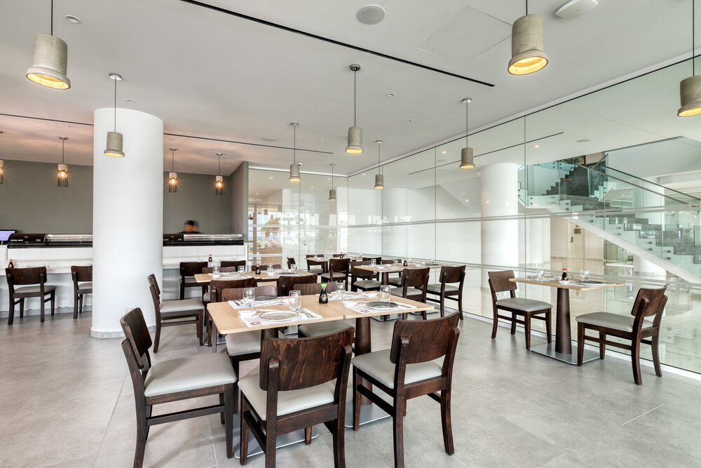 מזון ומשקאות