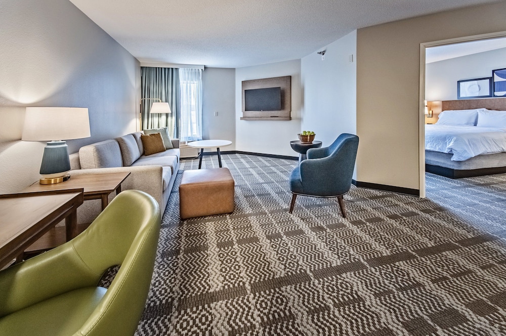 Staybridge Suites Cedar Rapids North by IHG - photo 14