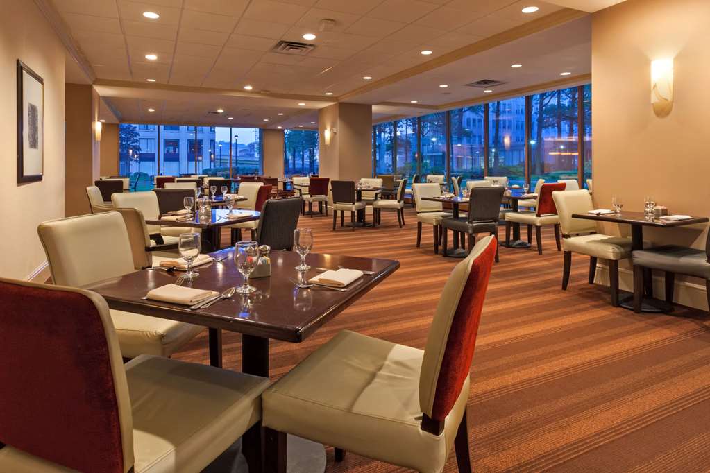 Wyndham Grand Pittsburgh Downtown - photo 7