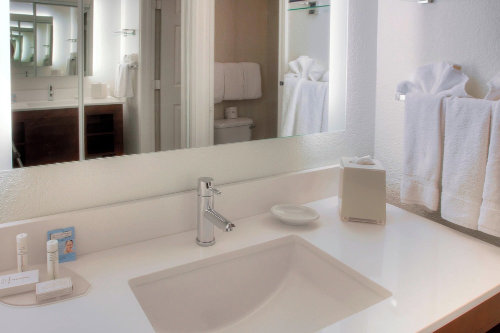 Residence Inn by Marriott McAllen - photo 32