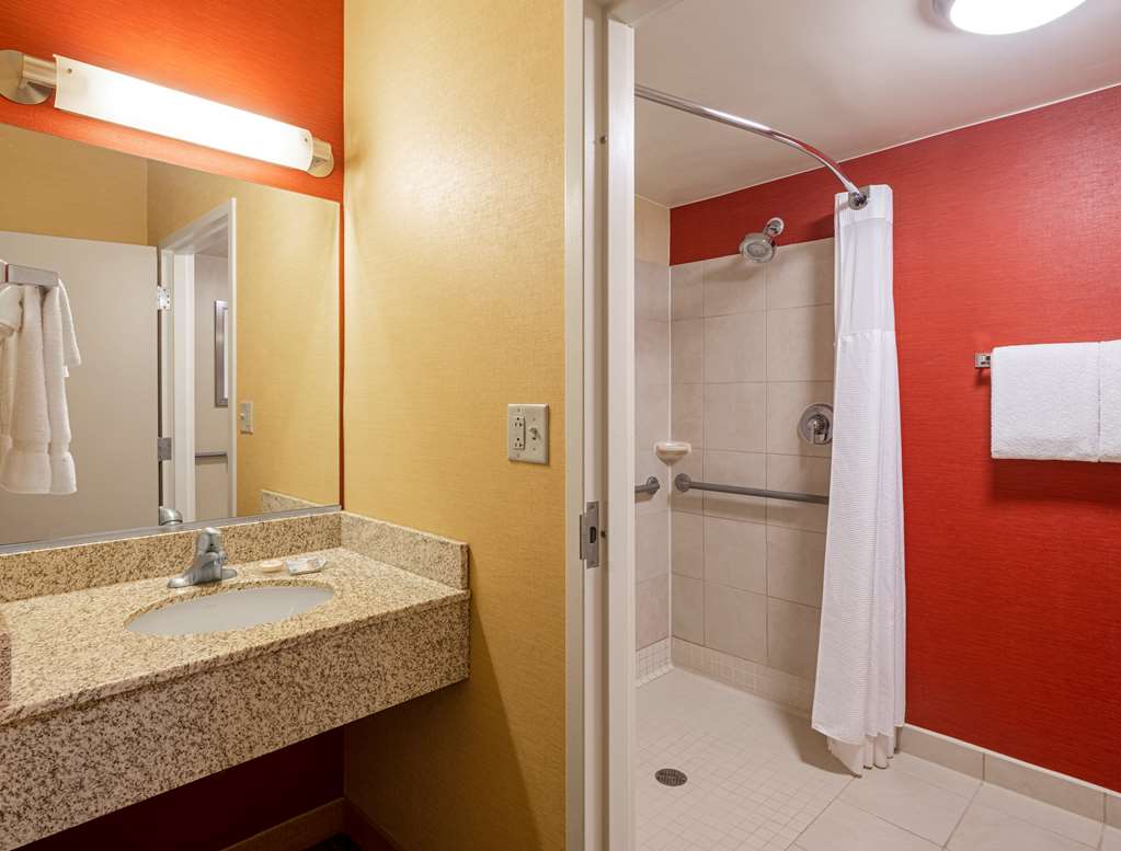 Best Western Plus Elgin Chicago - photo 30