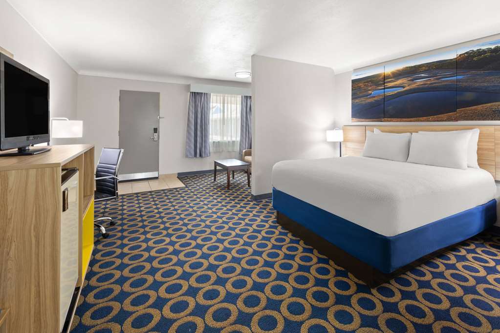 Days Inn by Wyndham Wauseon - photo 22