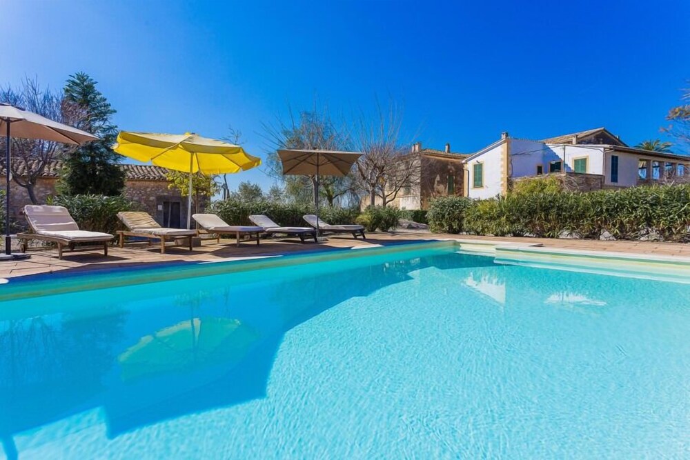 Finca Son Corco - carbon neutral hotel in Consell