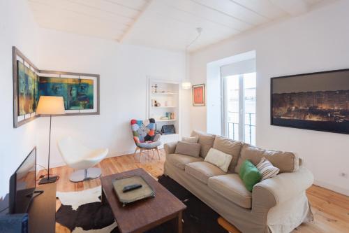 FLH São Jorge Castle Flat — 4-Star Luxury Hotel in Lisbon, Portugal
