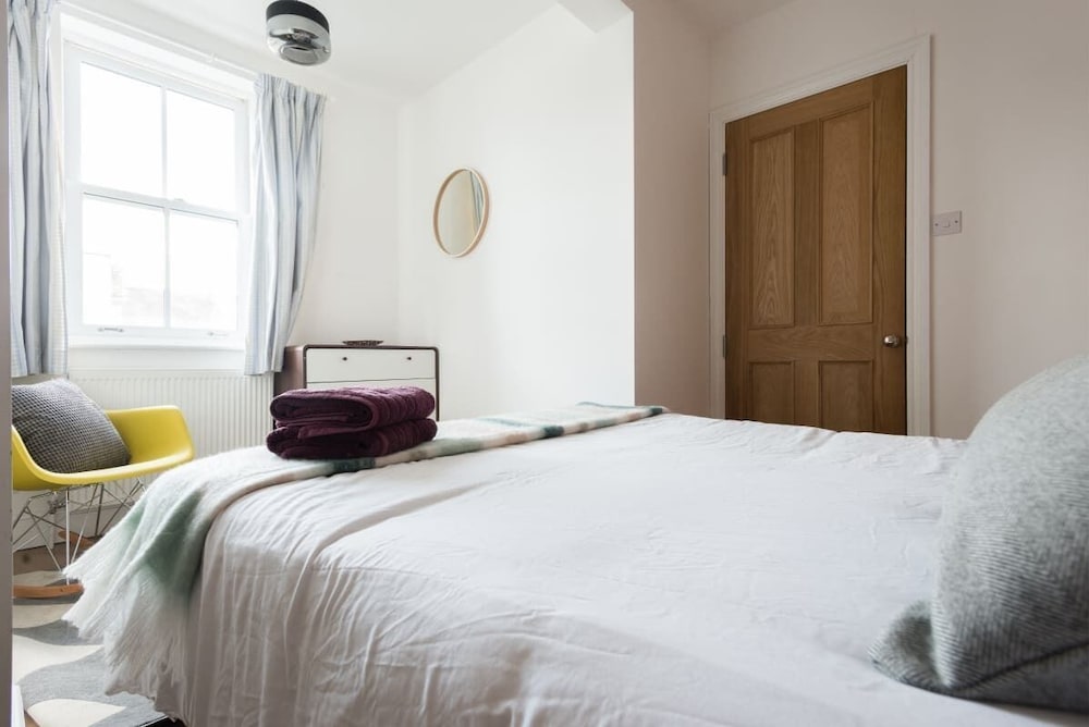 Peaceful and secluded Oxford city centre 3 bedroom escape — 4-Star Luxury Hotel in Oxford, United Kingdom