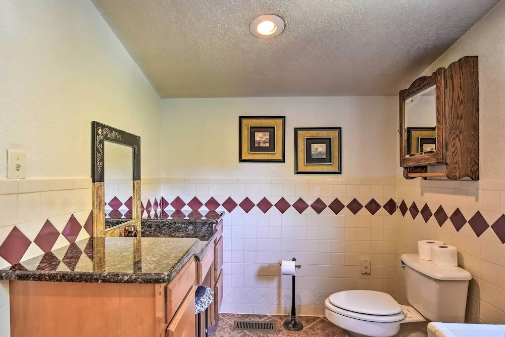 Hot Springs Vacation Rental Home on Lake Hamilton - photo 8