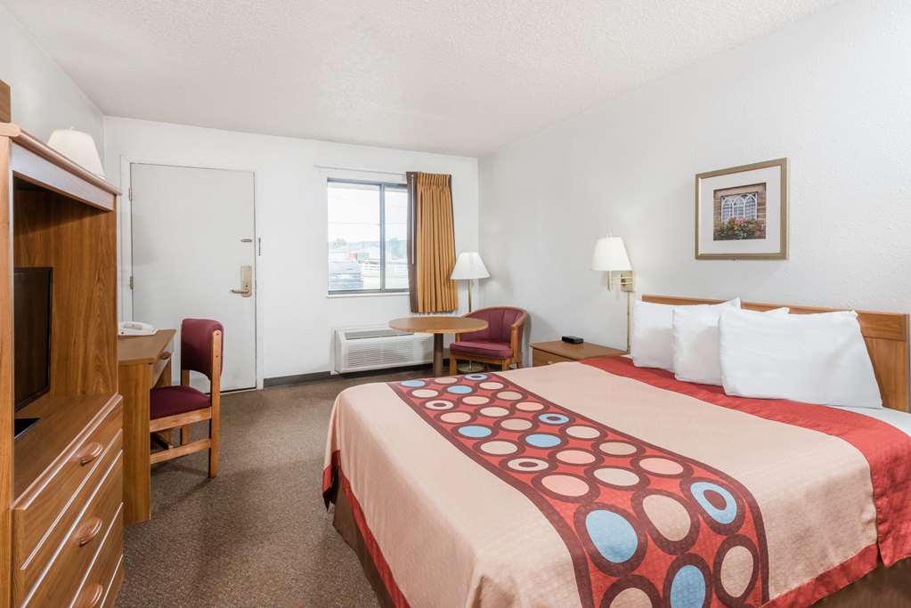 Super 8 by Wyndham Newcomerstown - photo 14
