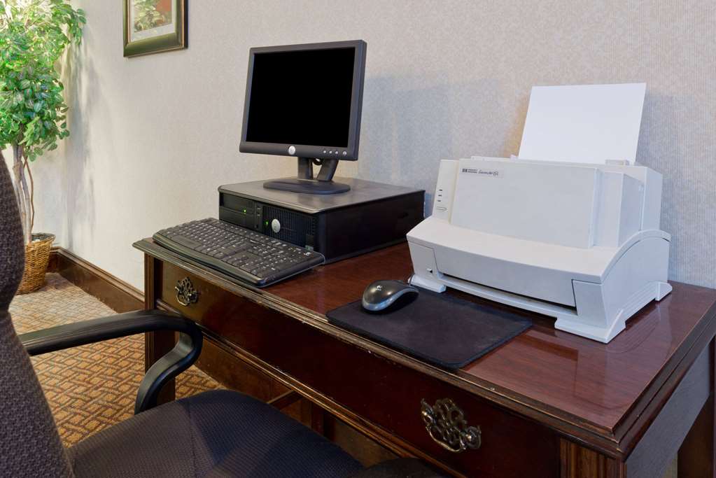 Super 8 by Wyndham Huntersville Charlotte Area - photo 24