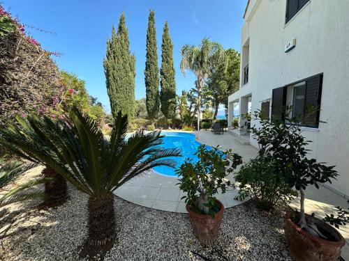 Beach villa Camelia — 4-Star Luxury Hotel in Polis, Cyprus