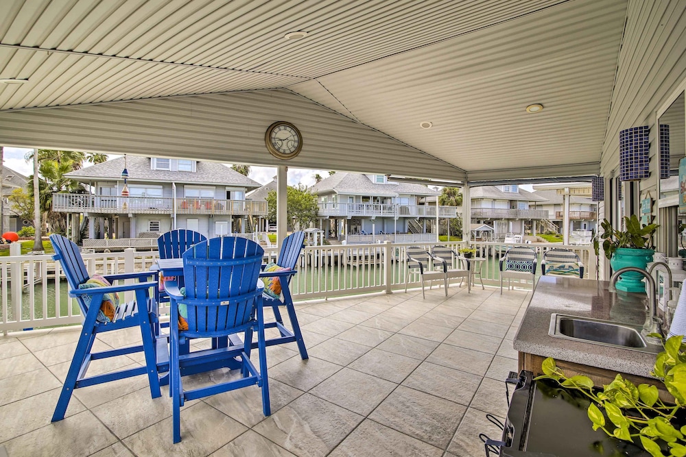 Waterfront Port Isabel Getaway Bring Your Pet — hotel in Port Isabel