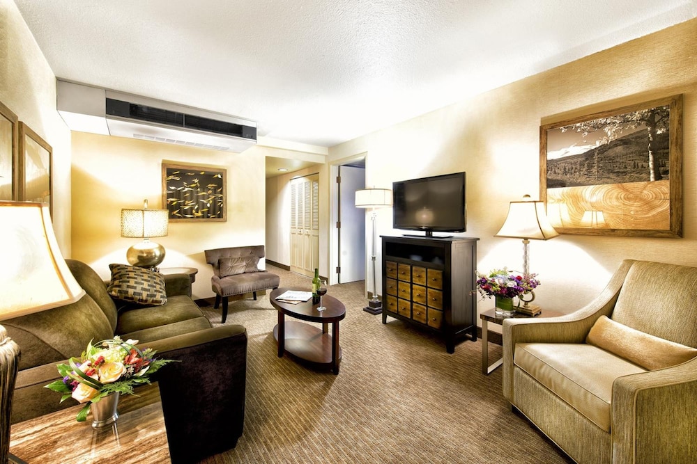 Westmark Fairbanks Hotel & Conference Center - photo 17