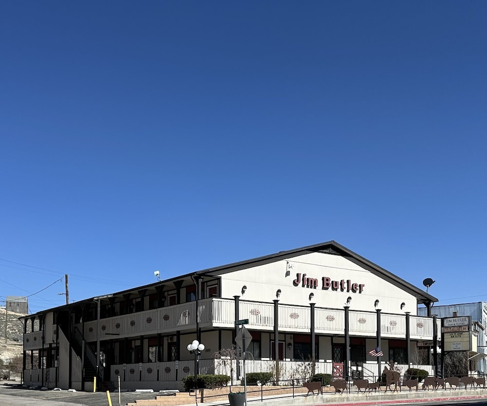 Jim Butler Inn and Suites