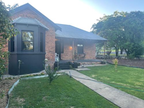 Riders Rest Nundle - carbon neutral hotel in Unknown City
