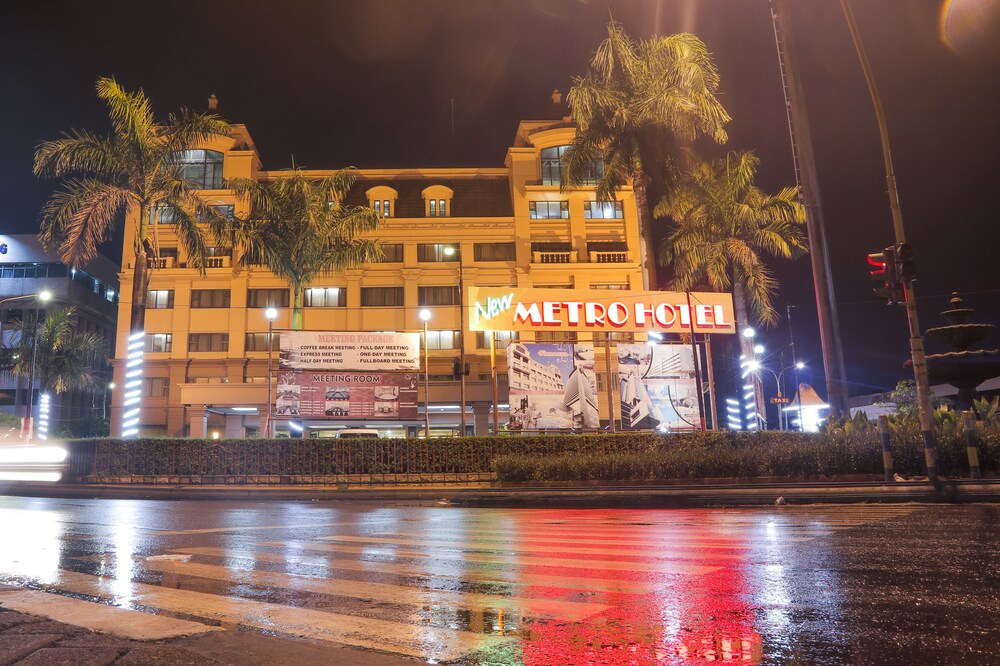 Metro Park View Hotel Kota Lama Semarang in Semarang, Indonesia