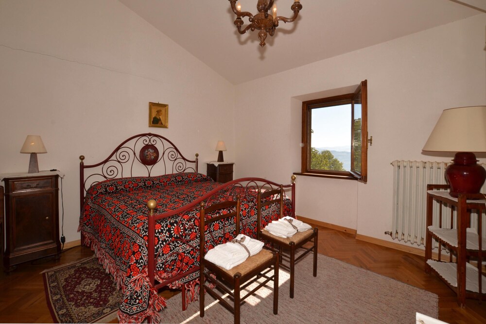 Casale Tigli — 4-Star Luxury Hotel in Capolona, Italy