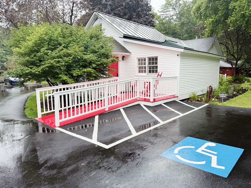 Four Columns Inn - photo 20
