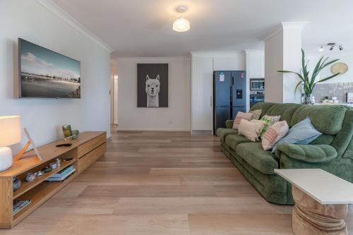 Heritage 301 — Tuncurry — photo 4