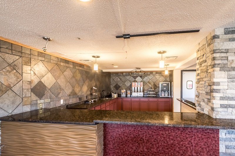 Red Roof Inn & Suites Terre Haute - photo 19