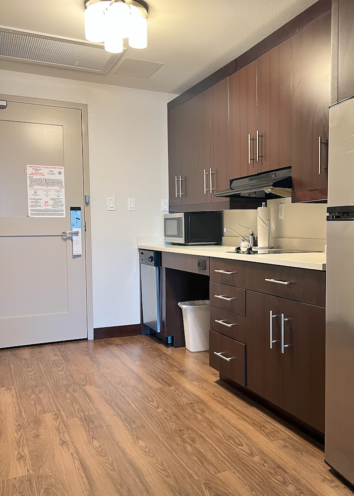 TownePlace Suites by Marriott San Mateo Foster City - photo 15