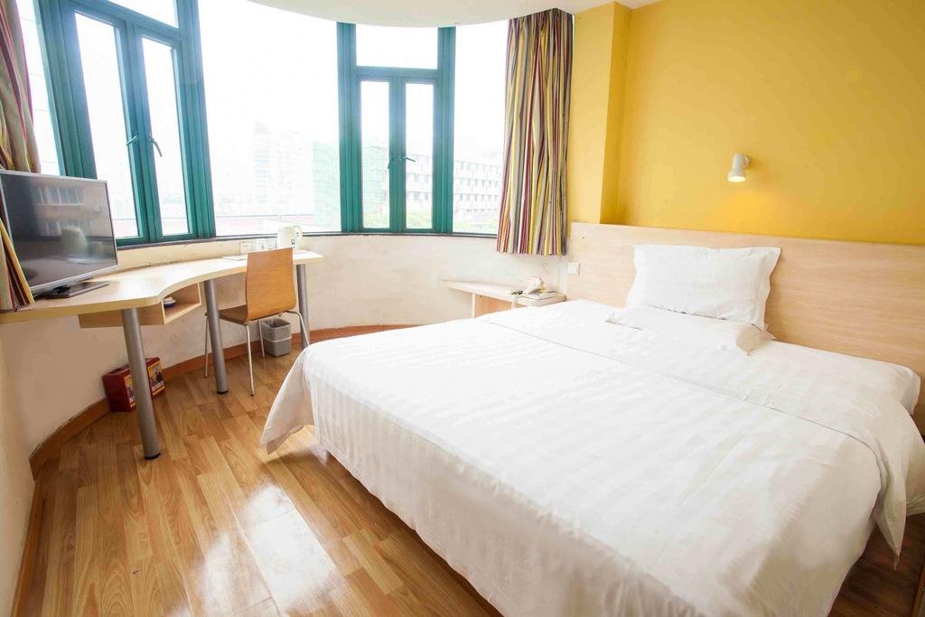 7 Days Inn - carbon neutral hotel in Jiaozuo