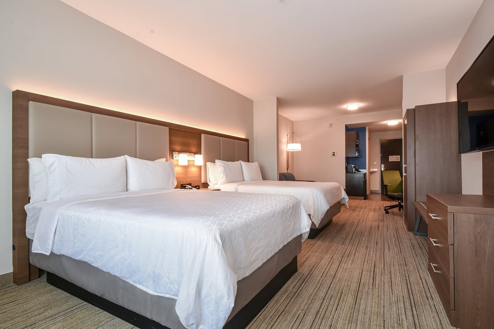 Holiday Inn Express & Suites Charlotte Southeast Matthews by IHG - photo 7