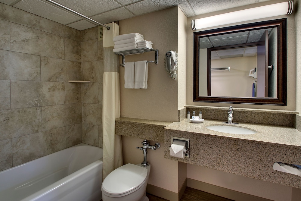 EverSpring Inn - photo 32