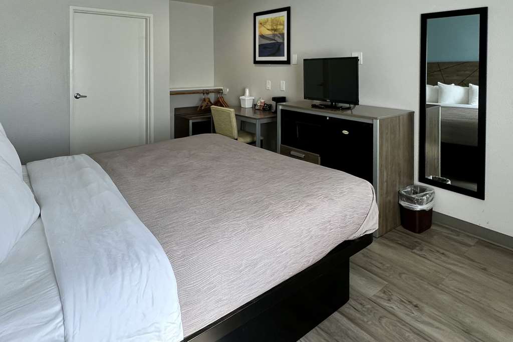 Quality Inn Tracy I 205 - photo 32