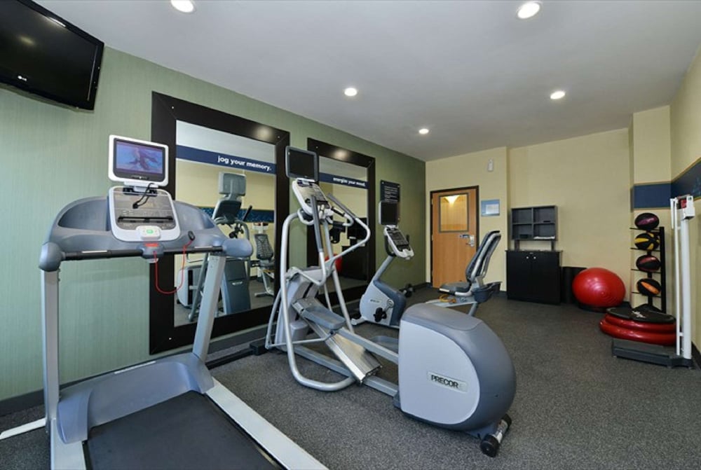 Hampton Inn Sturgis Lagrange Area - photo 29