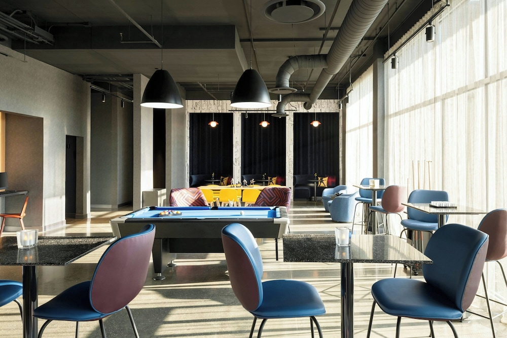 Aloft Waukee - photo 3