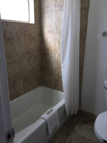 Travelers Motel - photo 4