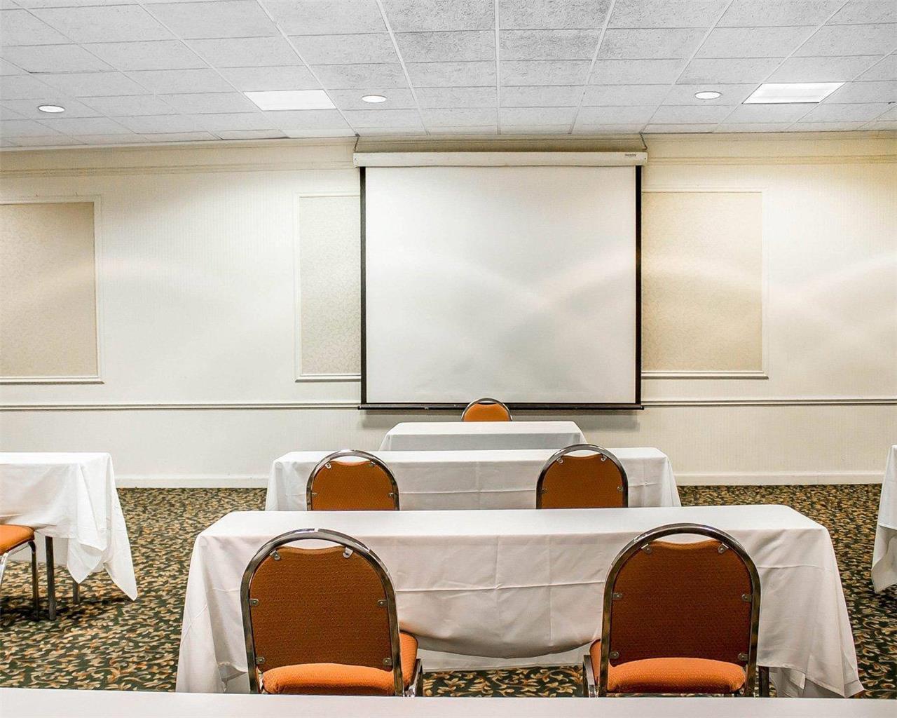 Quality Inn Rhinelander - photo 29