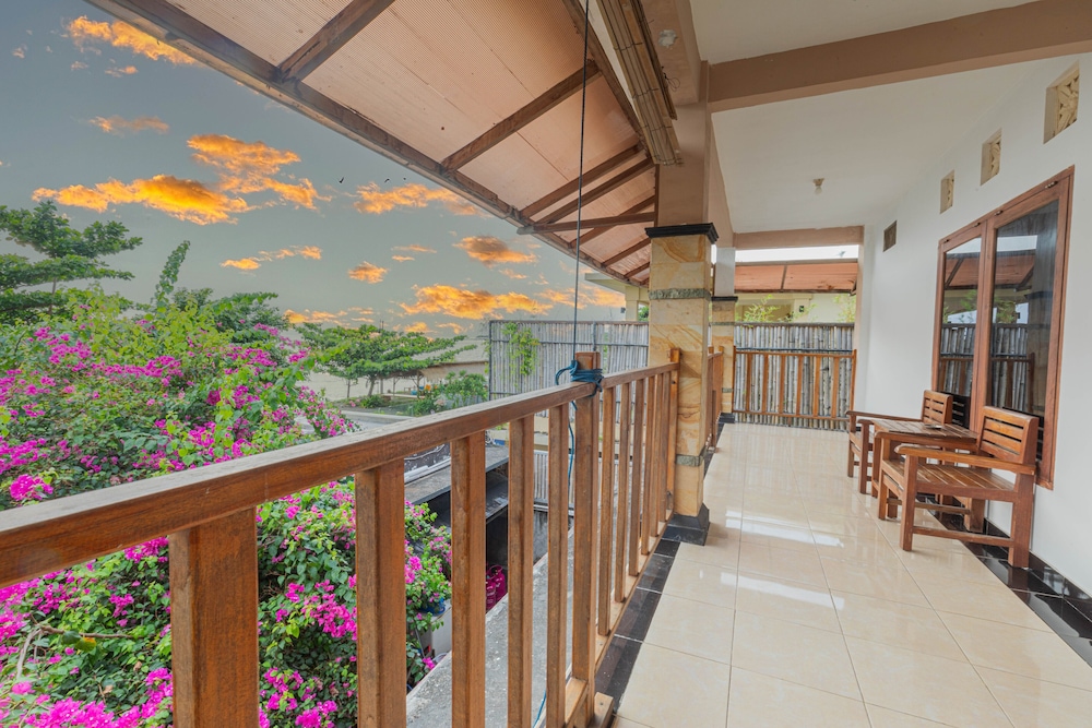 Transit Inn Senggigi in Senggigi, Indonesia